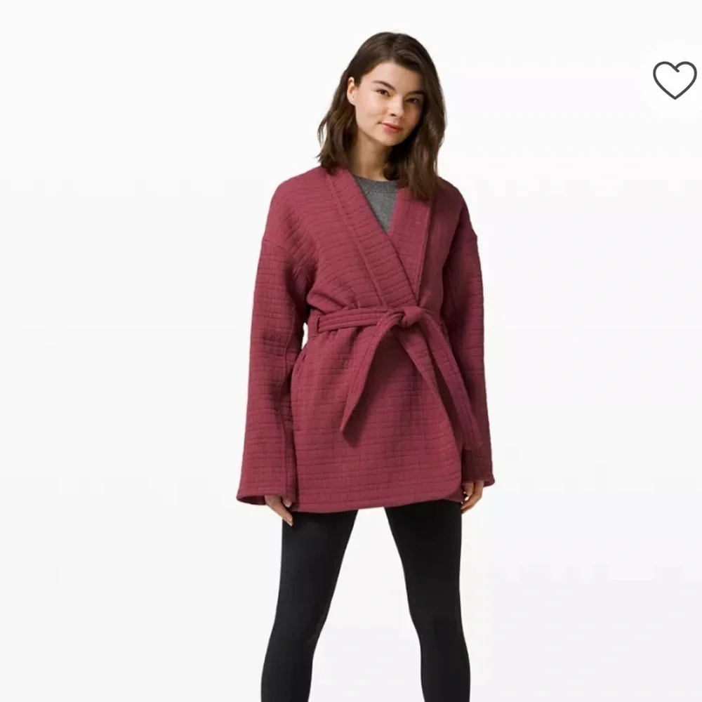Lululemon Serene Travel Wrap Quiet Luxury Airport Outfit Fall Capsule Size 6